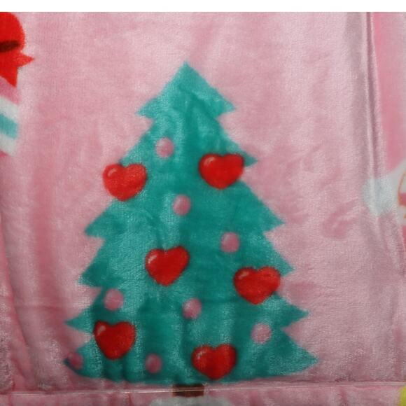 Hello Kitty Christmas Gifts and Trees Heart Cloud Pink Throw Blanket - Picture 5 of 6